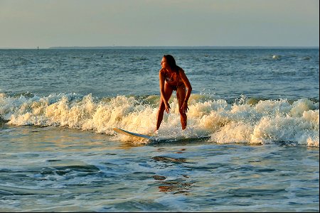RACHEL ON WAVE-P1910334