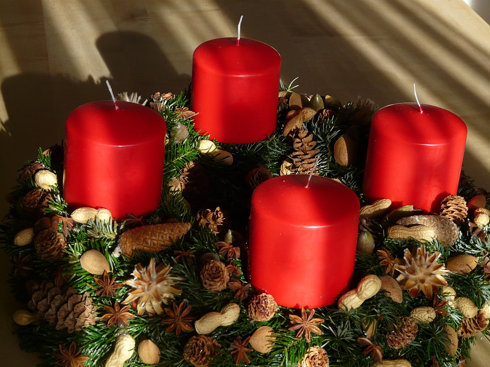 Christmas jewelry decorated nusse