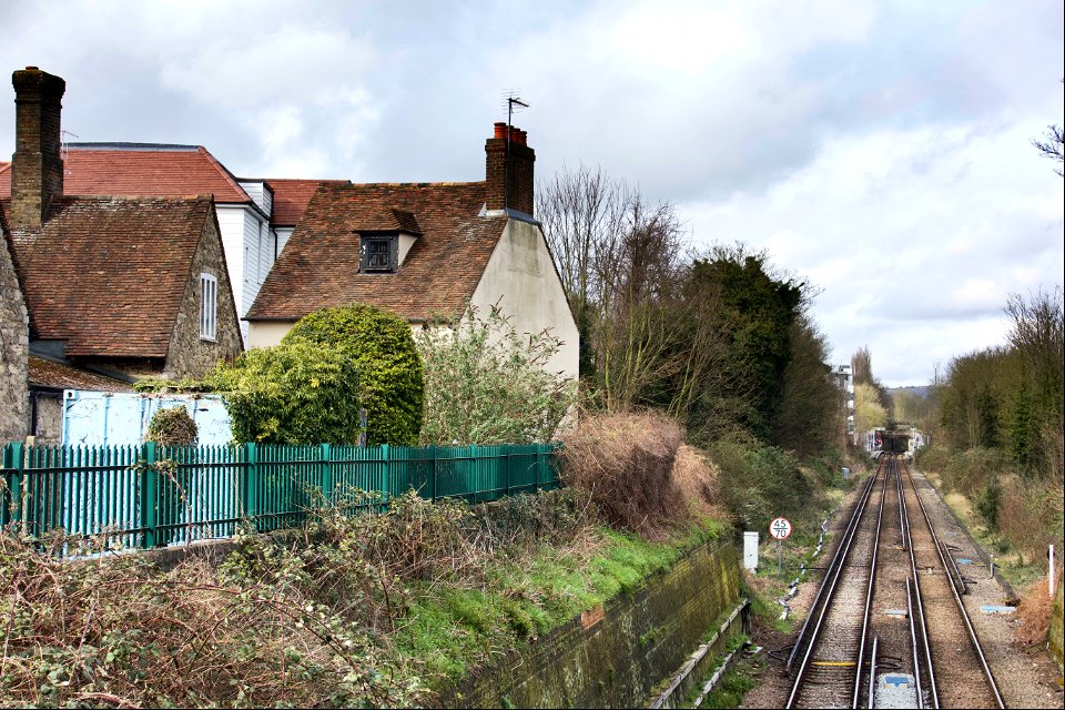Between Maidstone Barracks and Maidstone West. The house on left was once a row of terrace houses demolished when the railway came through