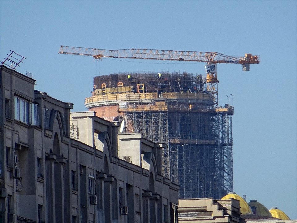 2019-03-06_Cathedral seen from Unirii Square_3