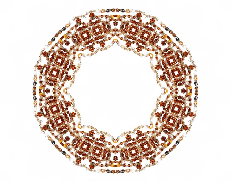 Amber Beads Round Frame