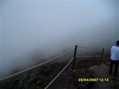 200704_0330