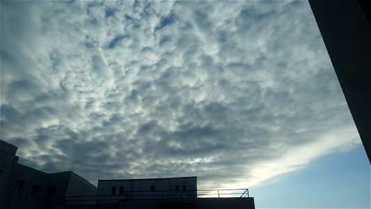 nori_clouds_nubes-2023_0222_101143