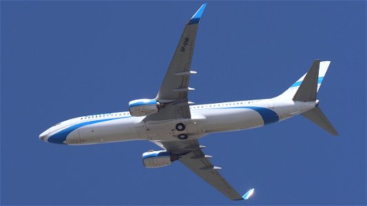 Boeing 737-8Q8 SP-ENR Enter Air from Basel (6400 ft.)