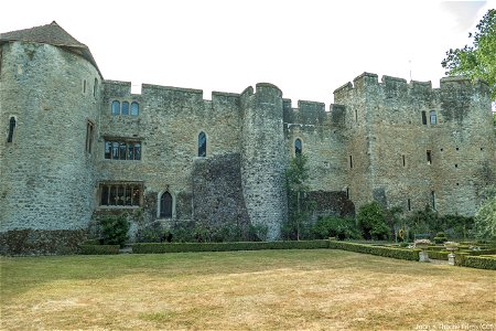 Allington Castle Maidstone photo