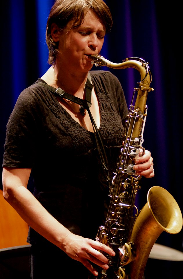 Ingrid Laubrock Anti-HouseIngrid Laubrock Quintet 24 september 2014 BIM Amsterdam - Ingrid Laubrock