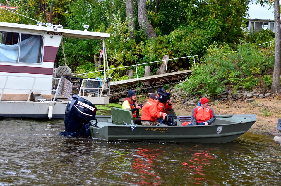 Media Coverage Boat Tour Group