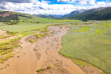 Yellowstone flood event 2022: Swollen Lamar River and Lamar Valley (3) photo