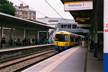 London Underground unit 378 202 at Highbury &Islington platform 7, bound for Richmond.