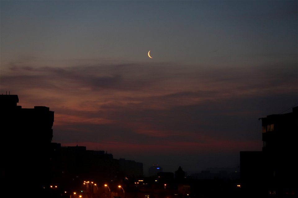 Moonrise_aft-sunset2023_0217_071015