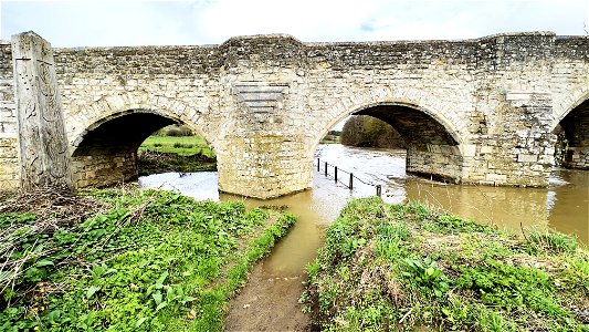 Teston Medieval Bridge River Medway