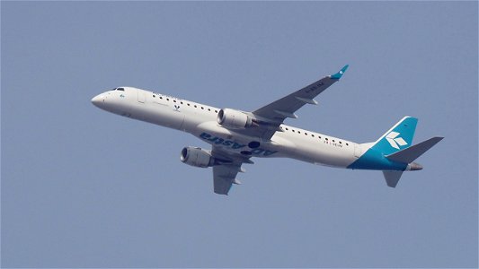 Embraer E195LR I-ADJM Air Dolomiti from Turin (7800 ft.)