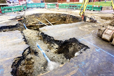 Sinkhole Tonbridge Road Maidstone. A week later it looks bigger. Road Closed