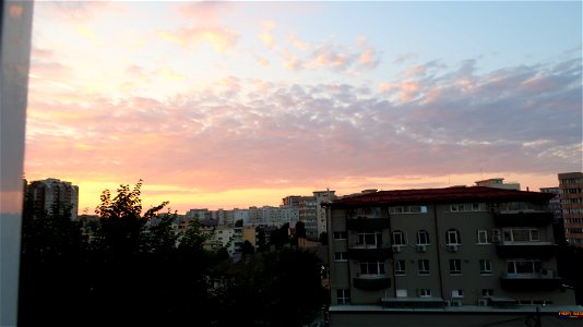 sunset-apus_2020-07-25_06044106