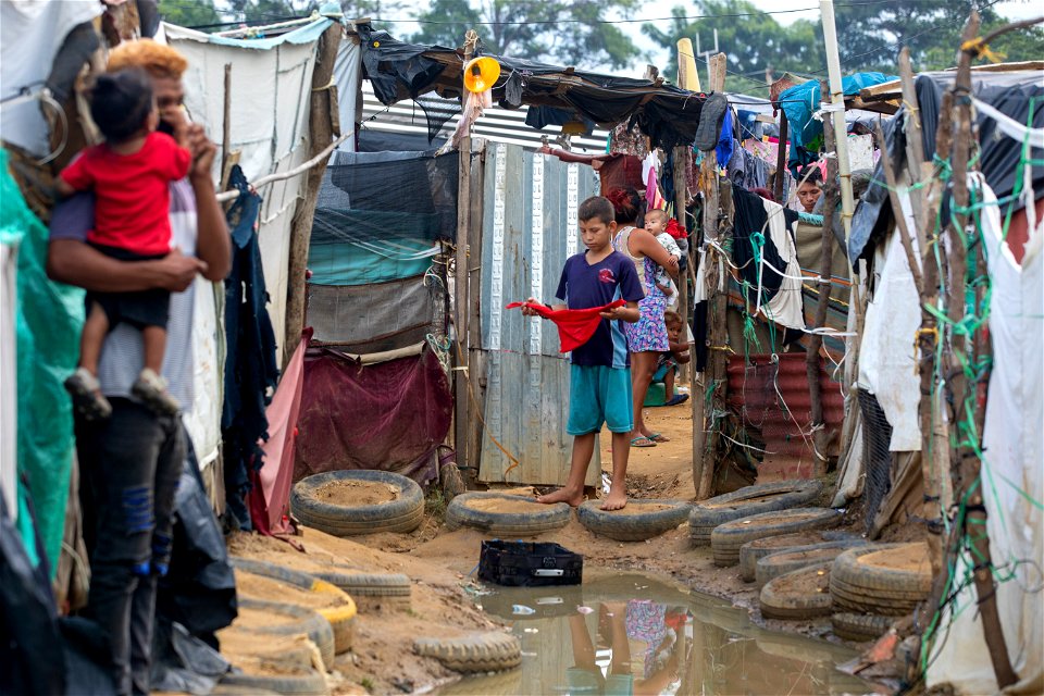 Refugee camp Colombia Venezuela border
