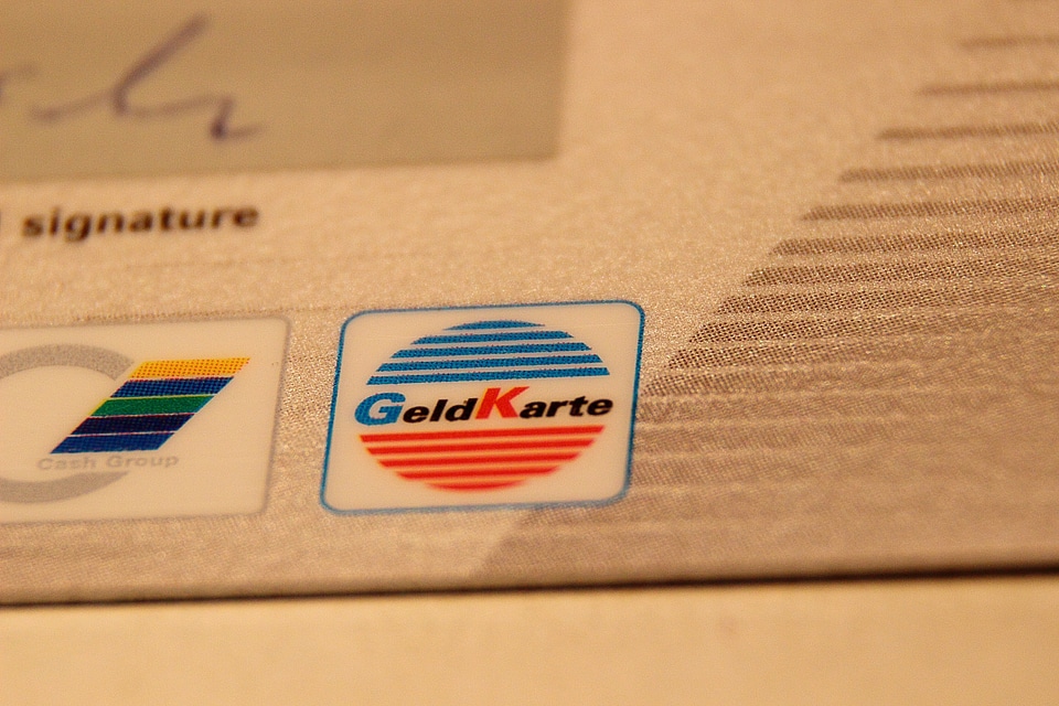 Credit bank currency