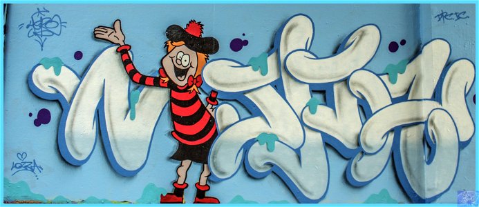 Minnie The Minx Graffiti M20 Gallery