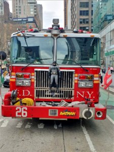 New-York, Batman, Fire Department Batcave engine 26