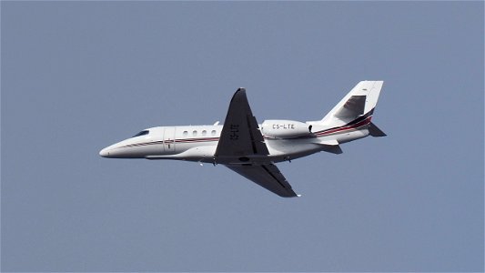 Cessna 680A Citation Latitude CS-LTE NetJets Europe from Paris (4000 ft.)
