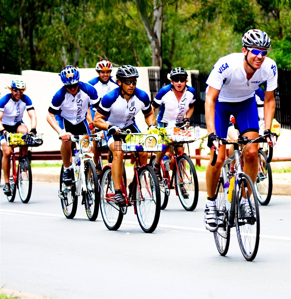 The boys in blue at 94.7