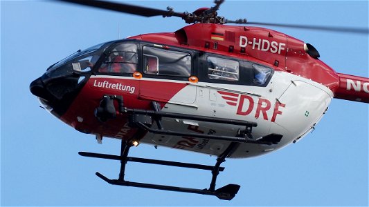 Airbus Helicopters H145 D-HDSF DRF Luftrettung (2200 ft.)