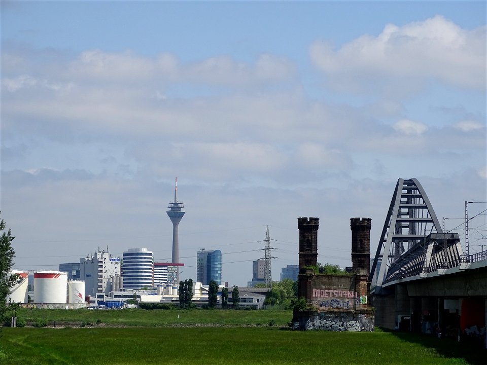 Neuss Hammer Eisenbahnbrücke