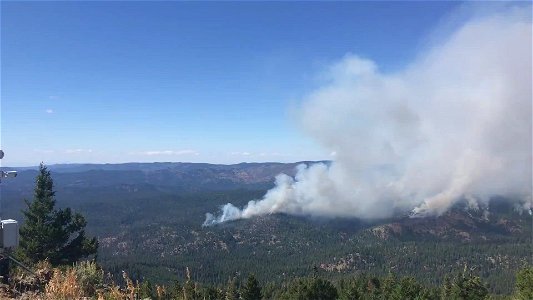 Drone footage overseeing smoke from the Canyon 66 Prescribed Fire