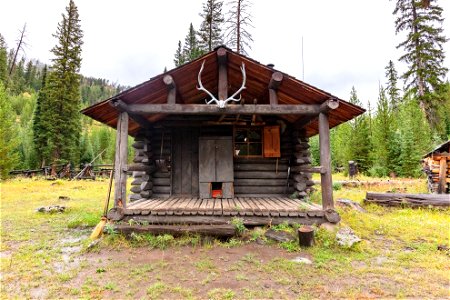 Upper Miller Patrol Cabin: front porch