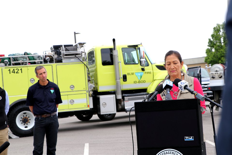 DOI Sec Haaland visiting NIFC 2022 photo