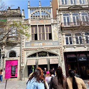 Bookstore line Porto Portugal