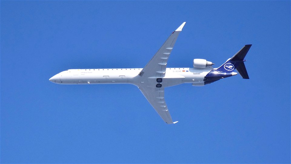 Mitsubishi CRJ-900LR D-ACNP Lufthansa CityLine from Ancona (7600 ft.) photo