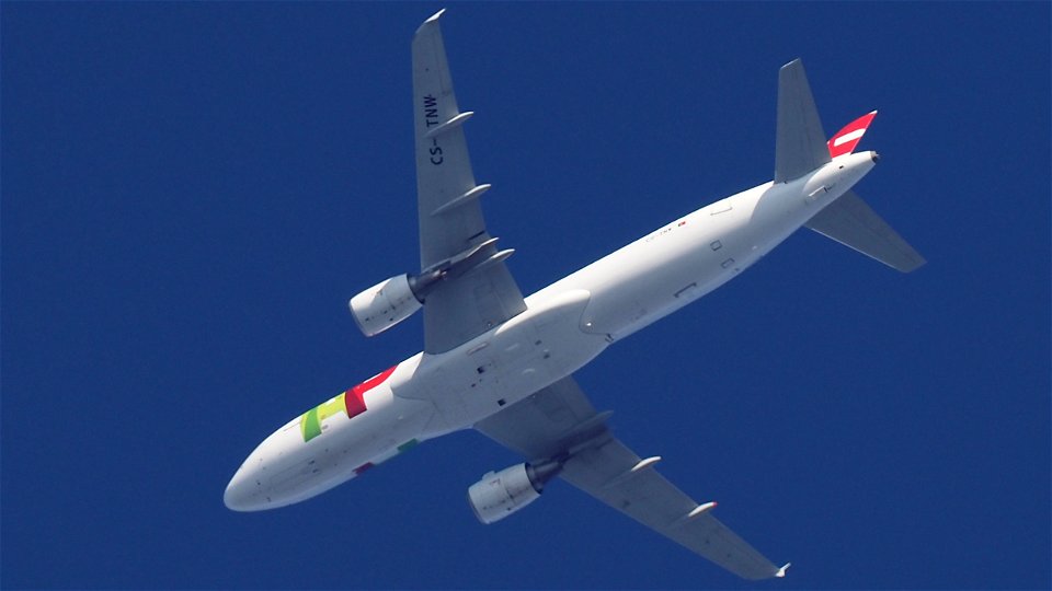 Airbus A320-214 CS-TNW TAP Air Portugal from Lisbon (13400 ft.) photo