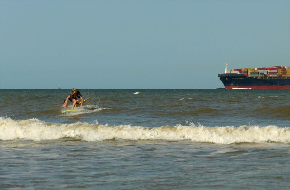 ALEJO AND SHIP-P1970327
