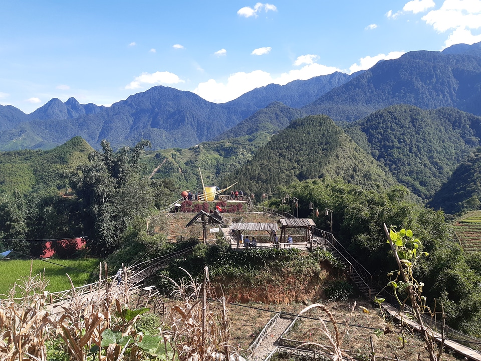 SaPa is a town in the Hoang Lien Son Mountain in Vietnam