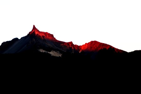 mt-thielsen-at-sunsetjpg_49385872382_o