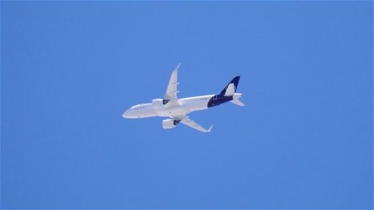 Airbus A320-271N-D-AINR Lufthansa from Porto (17000 ft.) photo