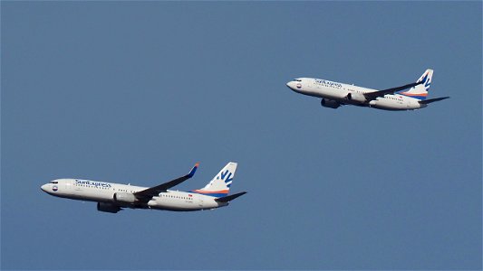 Boeing 737-82R TC-SPH SunExpress from Izmir (6800 ft.)