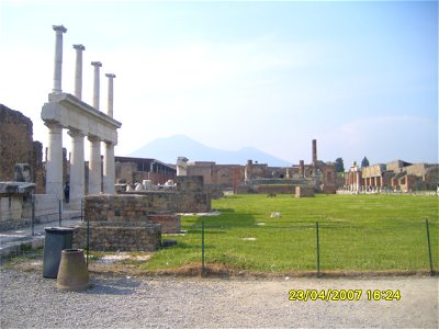 200704_0371