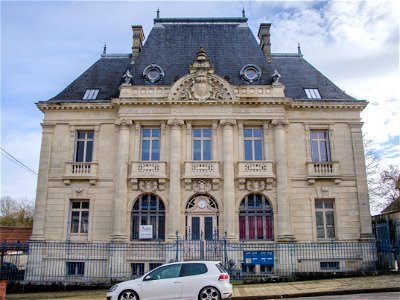 L'ancien hôtel de la Caisse d'épargne d'Arcis-sur-Aube