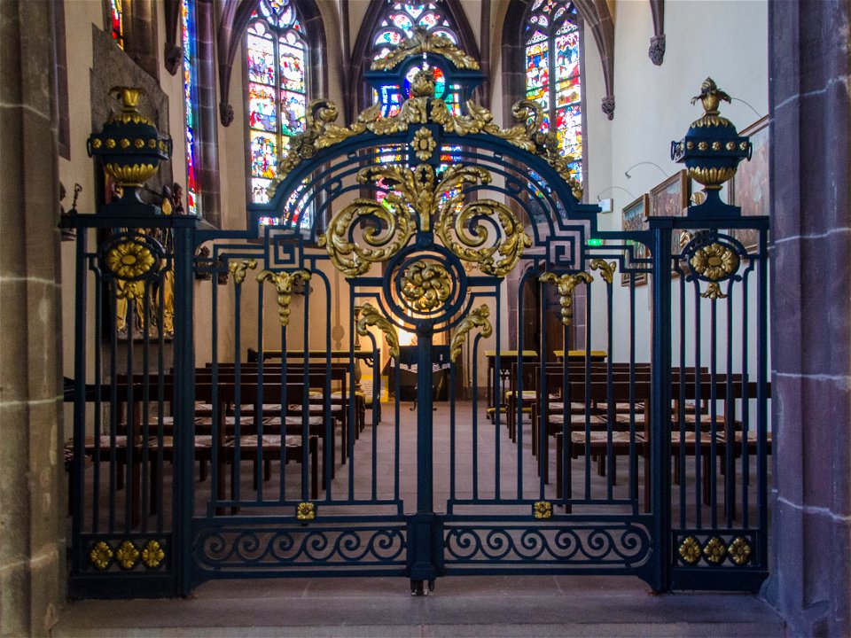 Porte de la Chapelle de la Vierge
