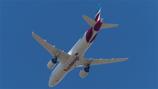 Airbus A320-214  D-ABHA Eurowings from Palma de Mallorca (6700 ft.)