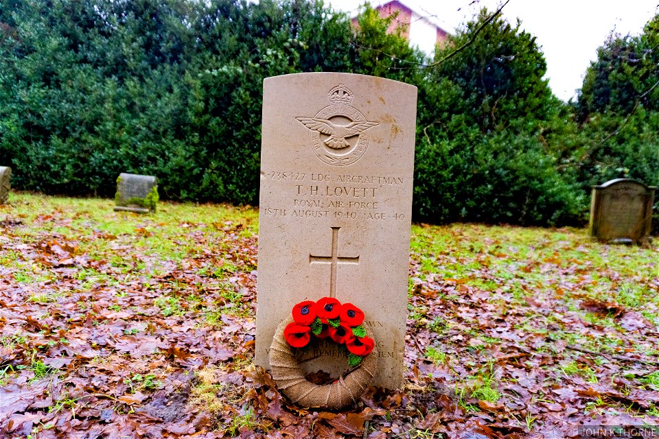 Thomas Henry Lovett Grave