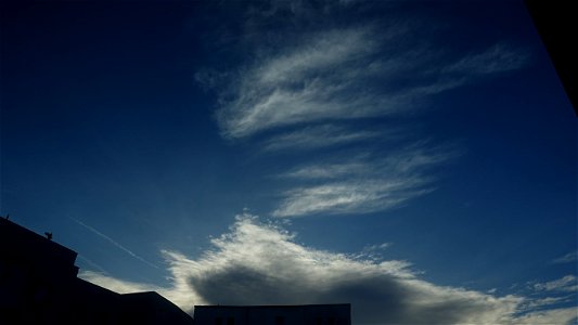 nori_clouds_nubes-2023_0221_090648(1) photo