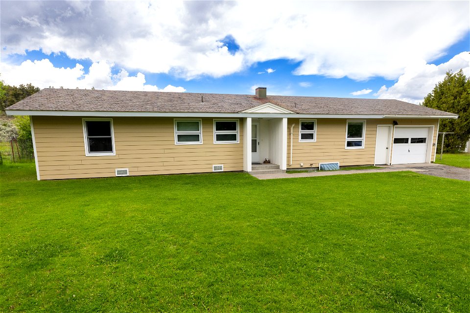 Housing Improvement Project Goal 2: New siding
