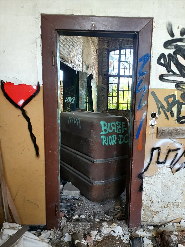 Urbex Aachen onderhoudsloods bundesbahn