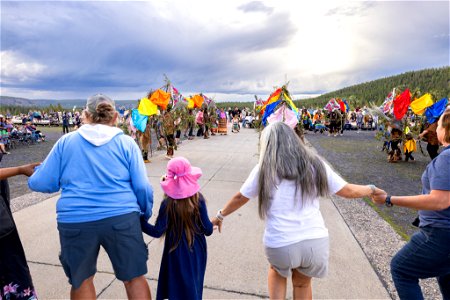 Yellowstone Revealed: Patti Baldes' ReMatriate performance at Old Faithful (3)