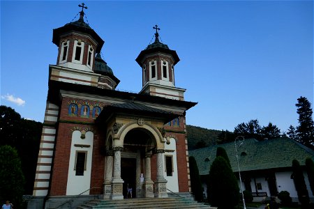 manastirea_Sinaia-2018_0826_185952 photo