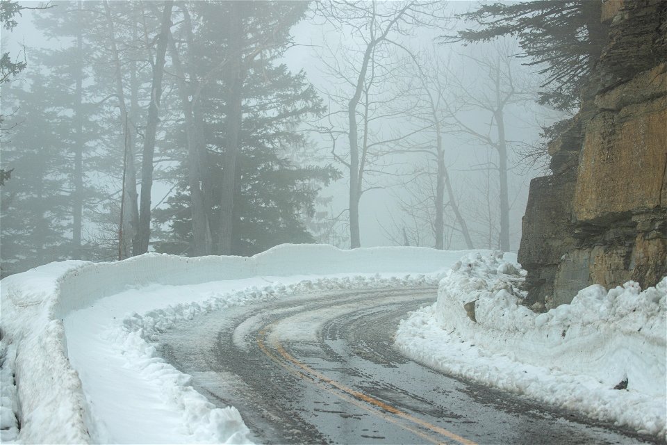 Plowing Going-to-the-Sun Road in 2023
