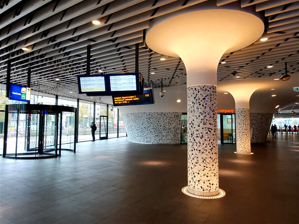 Station Delft, doe maar lekker aan