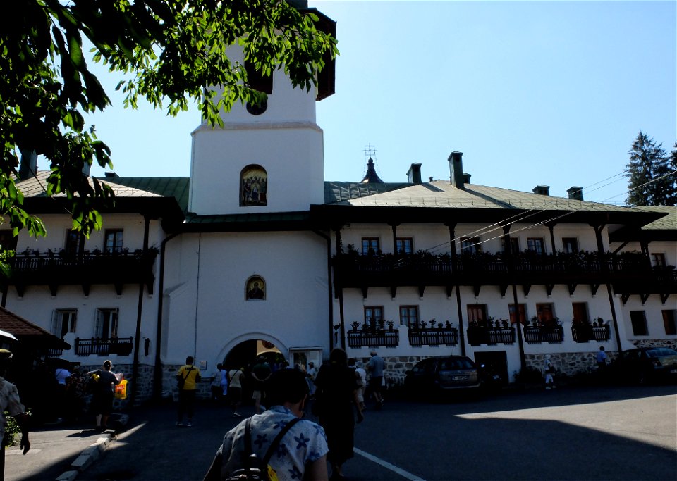 manastirea_Agapia2015_0808_152431
